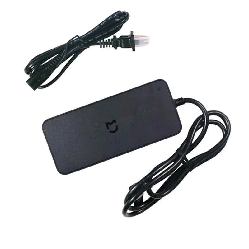 Chargeur original 42V 1.7A pour Xiaomi M365 | Recharge Rapide & Sécurisée
